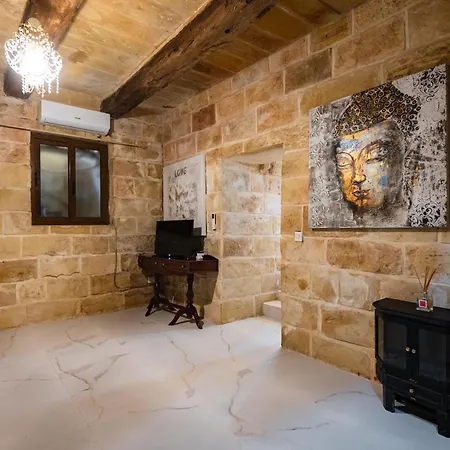 Thor's Space Apartman Valletta