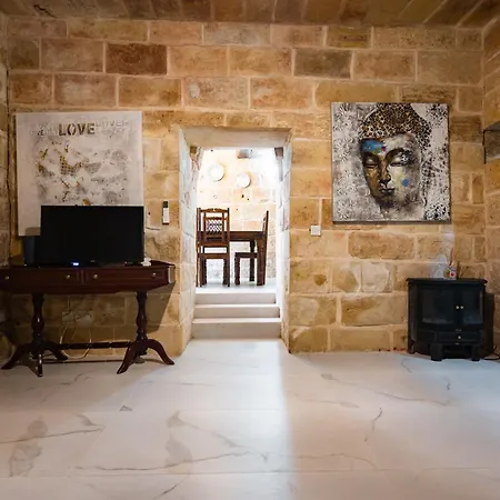 דירה Thor's Space By Vallettastay *