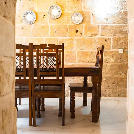 דירה Thor's Space By Vallettastay *