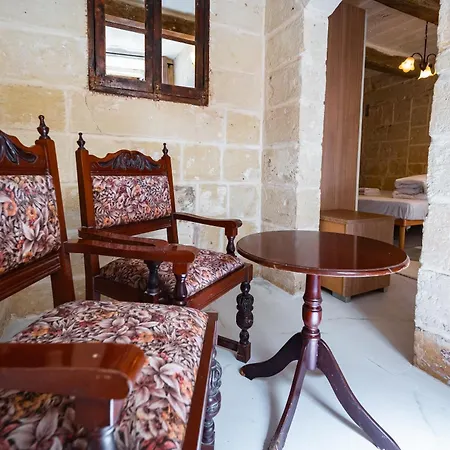 Thor's Space By Vallettastay דירה *