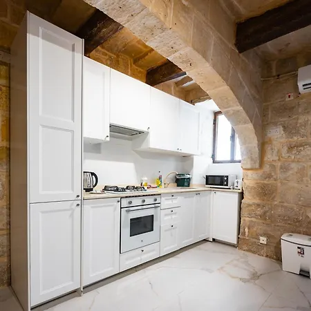 דירה Thor's Space By Vallettastay *